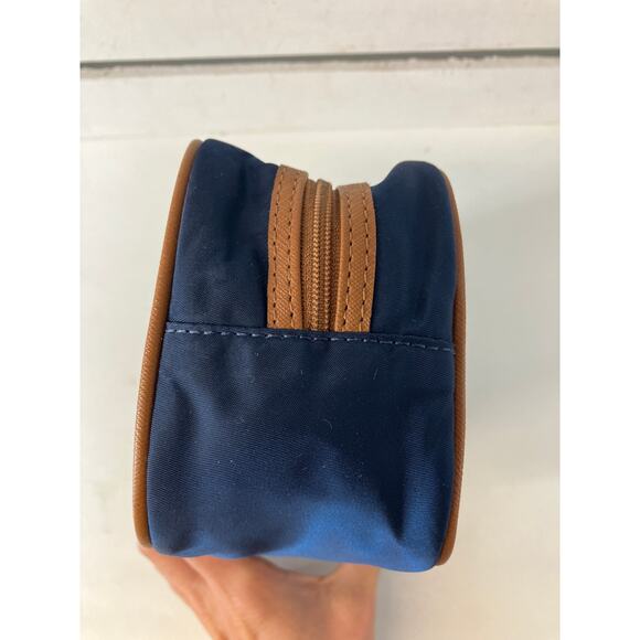 MICHAEL KORS, SMALL NAVY BLUE NYLON BROWN TRIM POUCH - Picture 5 of 16